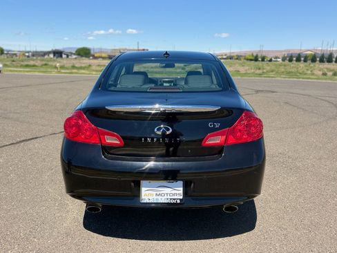 Used 2011 INFINITI G37 x Sedan AWD/4WD image 7