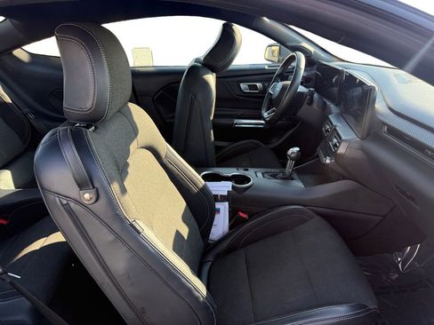 Used 2024 Ford Mustang EcoBoost image 17