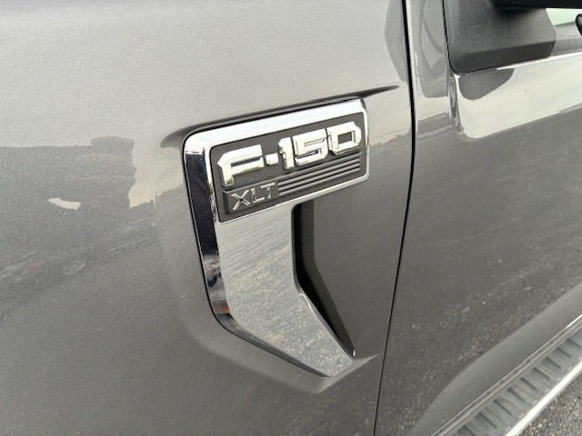 Used 2022 Ford F150 XLT w/ Equipment Group 302A High AWD/4WD image 9
