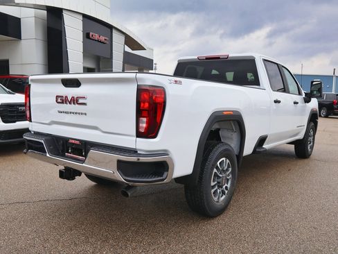 New 2026 GMC Sierra 3500 Pro image 3