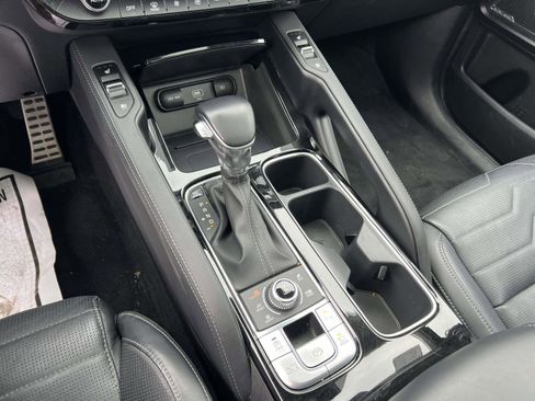 Used 2022 Kia Telluride SX w/ SX Prestige Package image 33