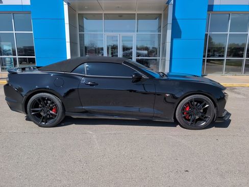 Used 2022 Chevrolet Camaro SS RWD image 22