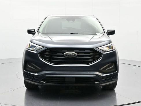 Certified 2022 Ford Edge SE w/ Black Appearance Package image 2
