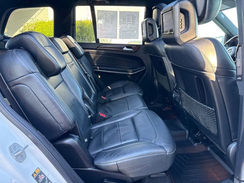 Used 2017 Mercedes-Benz GLS 550 4MATIC w/ Driver Assistance Package image 15