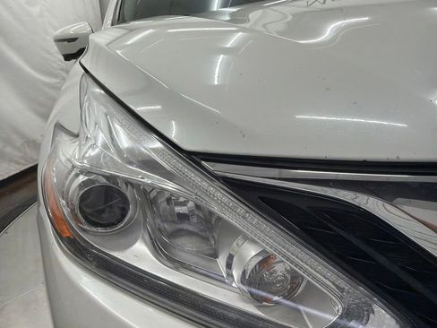 Used 2017 Nissan Murano SL w/ Cargo Package FWD image 9