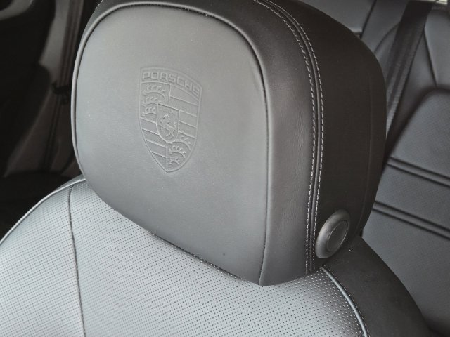 Used 2024 Porsche Cayenne S AWD/4WD image 14