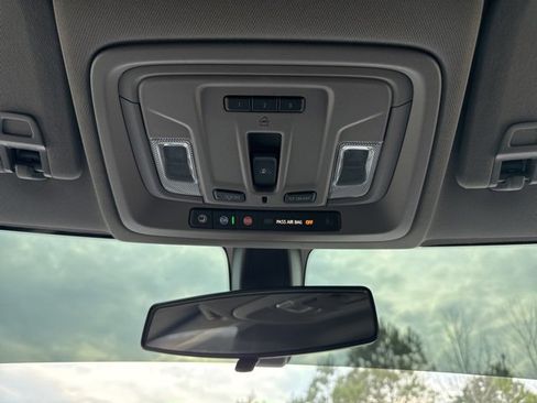 Used 2020 Chevrolet Silverado 1500 RST image 26