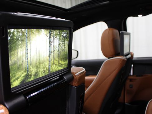 Used 2026 Chrysler Pacifica Pinnacle image 24