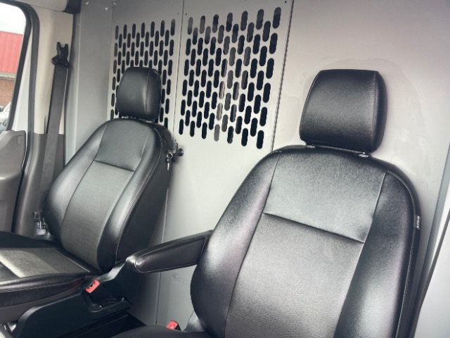 Used 2023 Ford Transit 250 Medium Roof w/ Load Area Protection Package RWD image 15