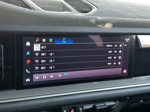 Certified 2026 Porsche Cayenne AWD/4WD image 21