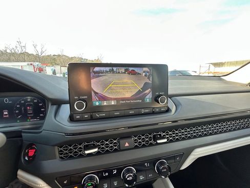 Used 2024 Honda Accord EX image 37