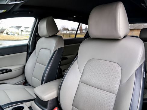 Used 2020 Kia Sportage SX image 17