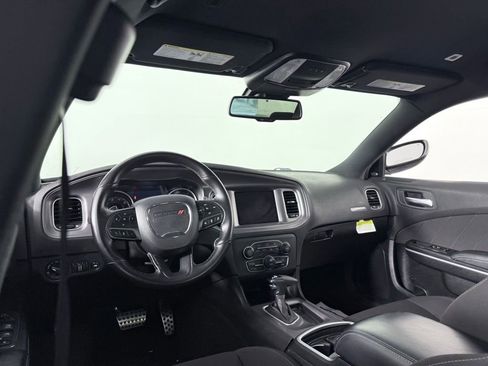 Used 2023 Dodge Charger R/T w/ Technology Group image 18
