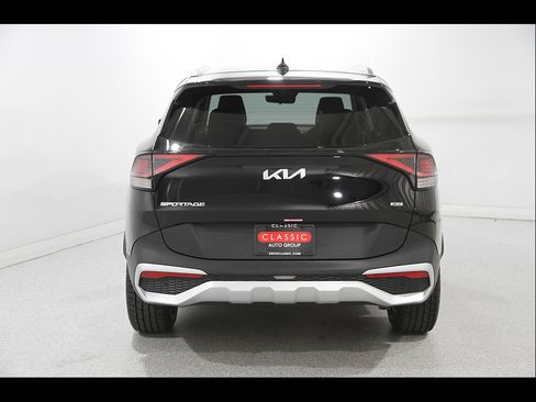 Used 2025 Kia Sportage EX AWD/4WD image 21