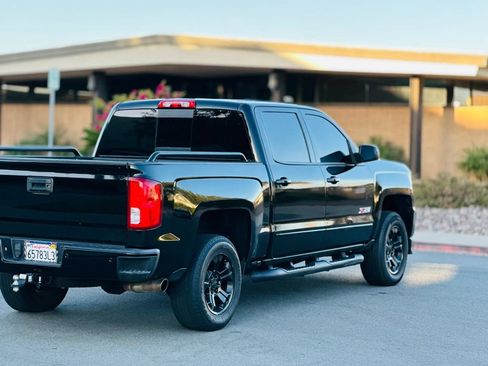 Used 2017 Chevrolet Silverado 1500 LTZ Z71 w/ LTZ Plus Package AWD/4WD image 4