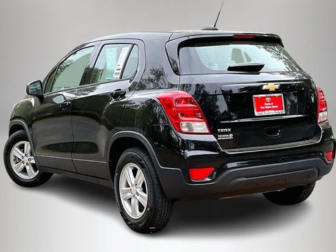 Used 2020 Chevrolet Trax LS image 4