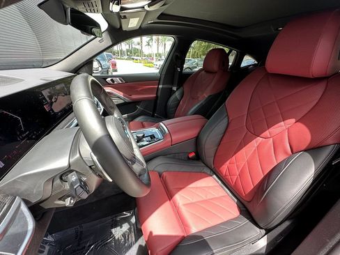 Used 2025 BMW X6 xDrive40i w/ Premium Package AWD/4WD image 5