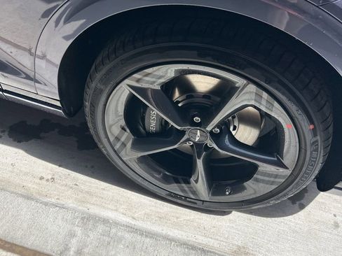 New 2026 Genesis GV70 2.5T Sport Prestige AWD/4WD image 17