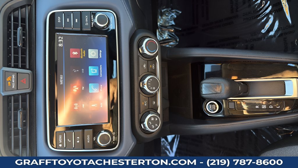 Used 2024 Nissan Versa SV FWD image 19