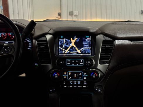 Used 2016 Chevrolet Tahoe LT w/ Luxury Package RWD image 20
