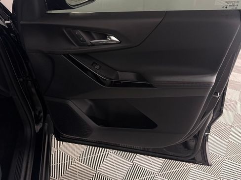 Used 2026 Chevrolet Equinox RS w/ LPO, Floor Liner Package FWD image 29