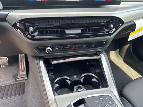 New 2025 BMW 230i xDrive Coupe w/ M Sport Package AWD/4WD image 24