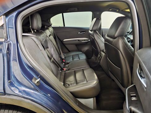 Used 2020 Cadillac XT4 Premium Luxury image 12