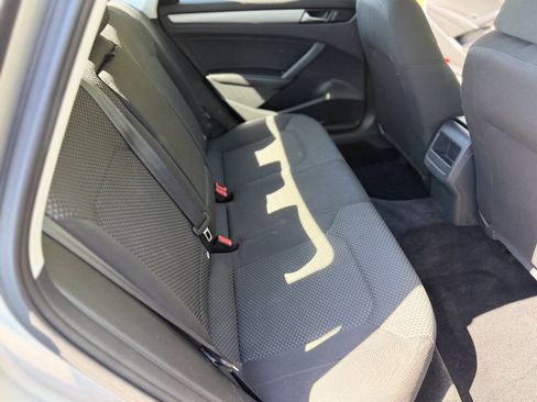 Used 2014 Volkswagen Passat 1.8T S FWD image 12