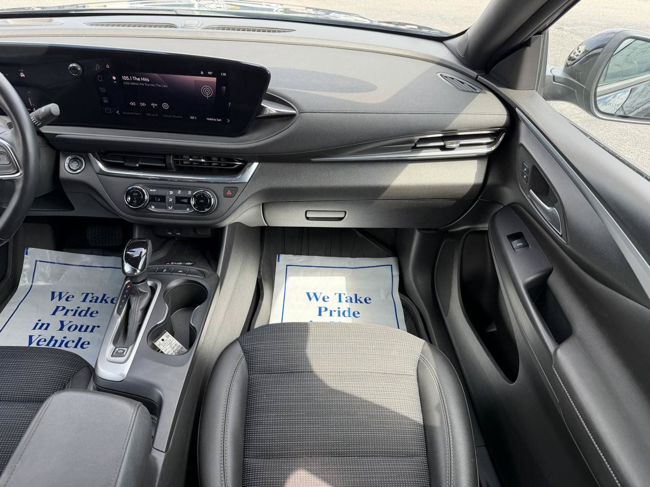 Used 2024 Buick Envista Preferred w/ Convenience I Package FWD image 24