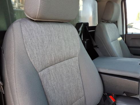 Used 2023 Ford F550 4x4 Regular Cab Super Duty image 13