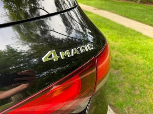 Used 2021 Mercedes-Benz GLA 250 4MATIC w/ Premium Package image 34