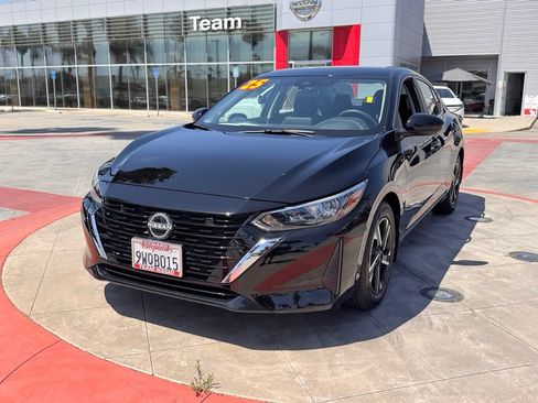 Certified 2025 Nissan Sentra SV FWD image 4