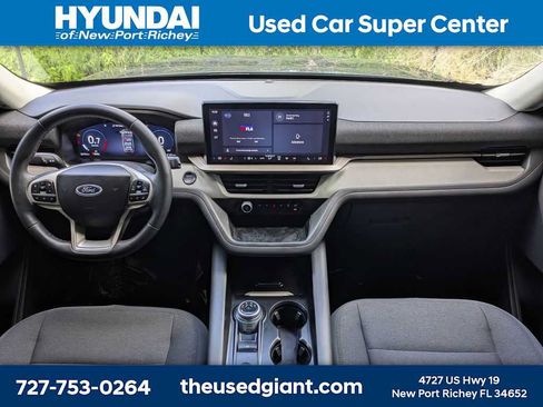 Used 2025 Ford Explorer Active RWD image 22