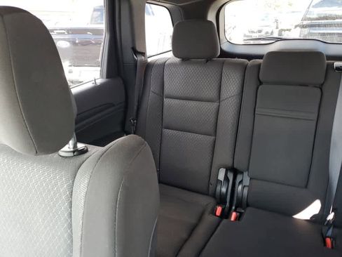 Used 2021 Jeep Grand Cherokee Laredo w/ Security & Convenience Group image 18