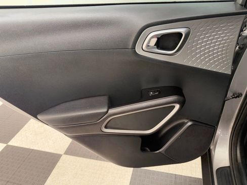 Used 2023 Kia Soul LX w/ Option Group 015 image 14