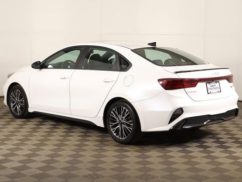 Used 2023 Kia Forte GT-Line w/ GT-Line Premium Package image 11