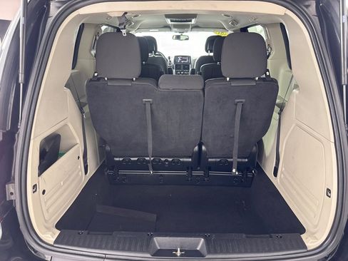 Used 2017 Dodge Grand Caravan SE w/ Power Window Group image 21
