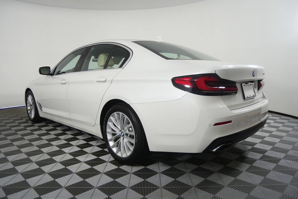 Used 2022 BMW 530i RWD image 3