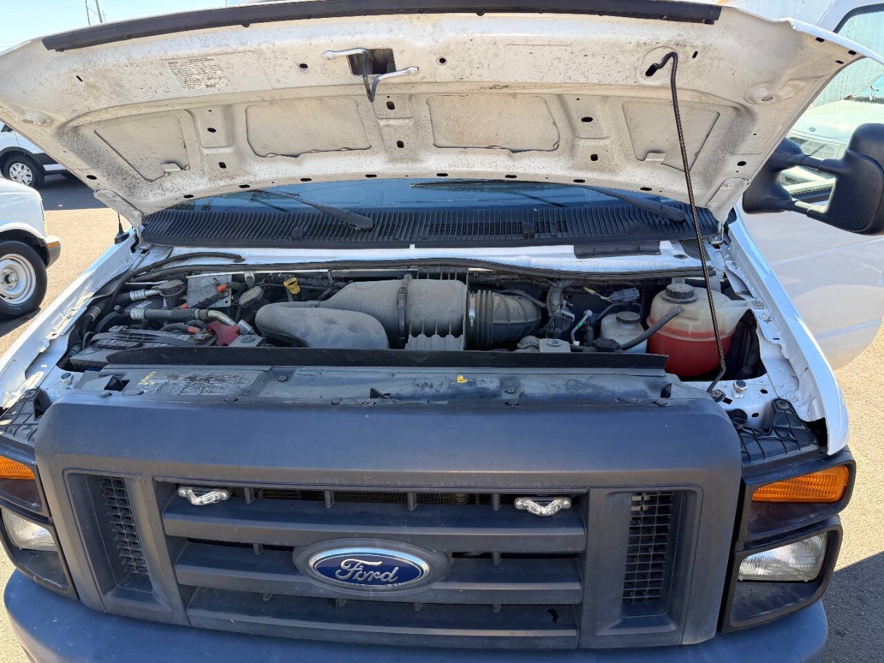 Used 2017 Ford E-350 and Econoline 350 Super Duty RWD image 41