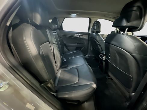 Used 2023 Kia Sportage SX FWD image 20