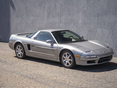 Used 1998 Acura NSX T image 9