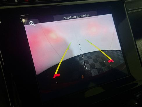 Used 2024 Jeep Grand Cherokee Laredo X image 22