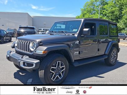 Used 2024 Jeep Wrangler Unlimited Sahara w/ Technology Group