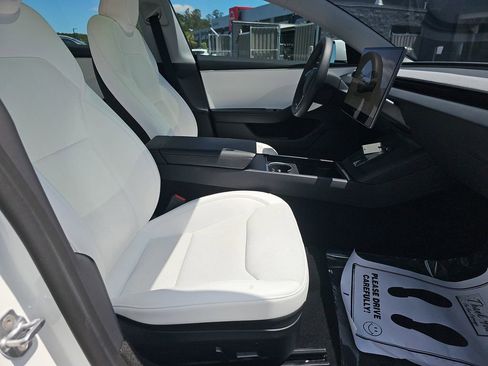 Used 2024 Tesla Model 3 Long Range RWD image 14