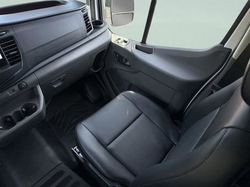 New 2026 Ford Transit 250 148 Medium Roof RWD image 26