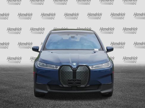 Certified 2023 BMW iX xDrive50 w/ Premium Package AWD/4WD image 3