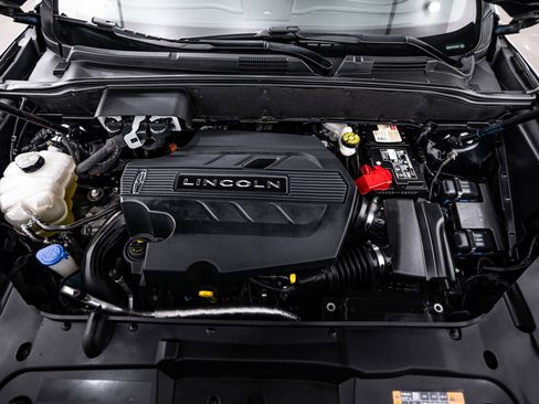 Used 2019 Lincoln Nautilus Reserve image 23