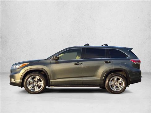Used 2015 Toyota Highlander Limited FWD image 8