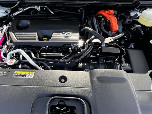 Used 2026 Lexus RX 450h Luxury w/ Convenience Package image 16