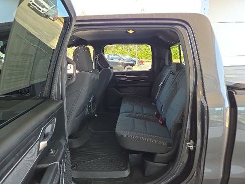 Used 2019 RAM 1500 Big Horn AWD/4WD image 23